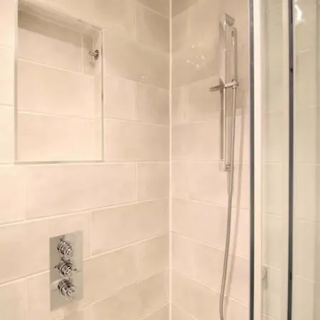 Beautiful Floor Clifton Appartement