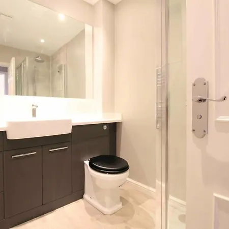 Beautiful Floor Clifton