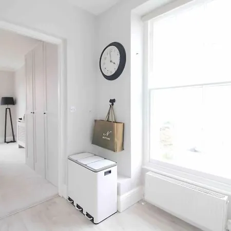 公寓 Beautiful Floor Clifton