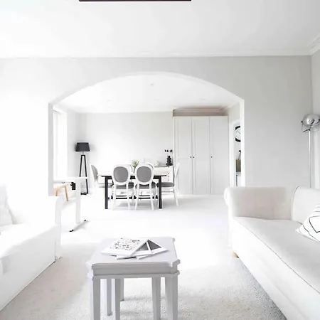 Beautiful Floor Clifton