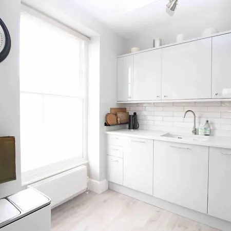 Beautiful Floor Clifton * 布里斯托