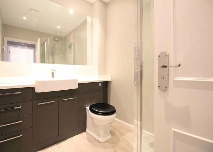 Beautiful Floor Clifton